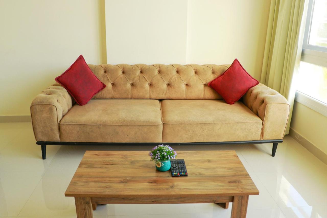 Appartement Almansor Furnished 1 *
